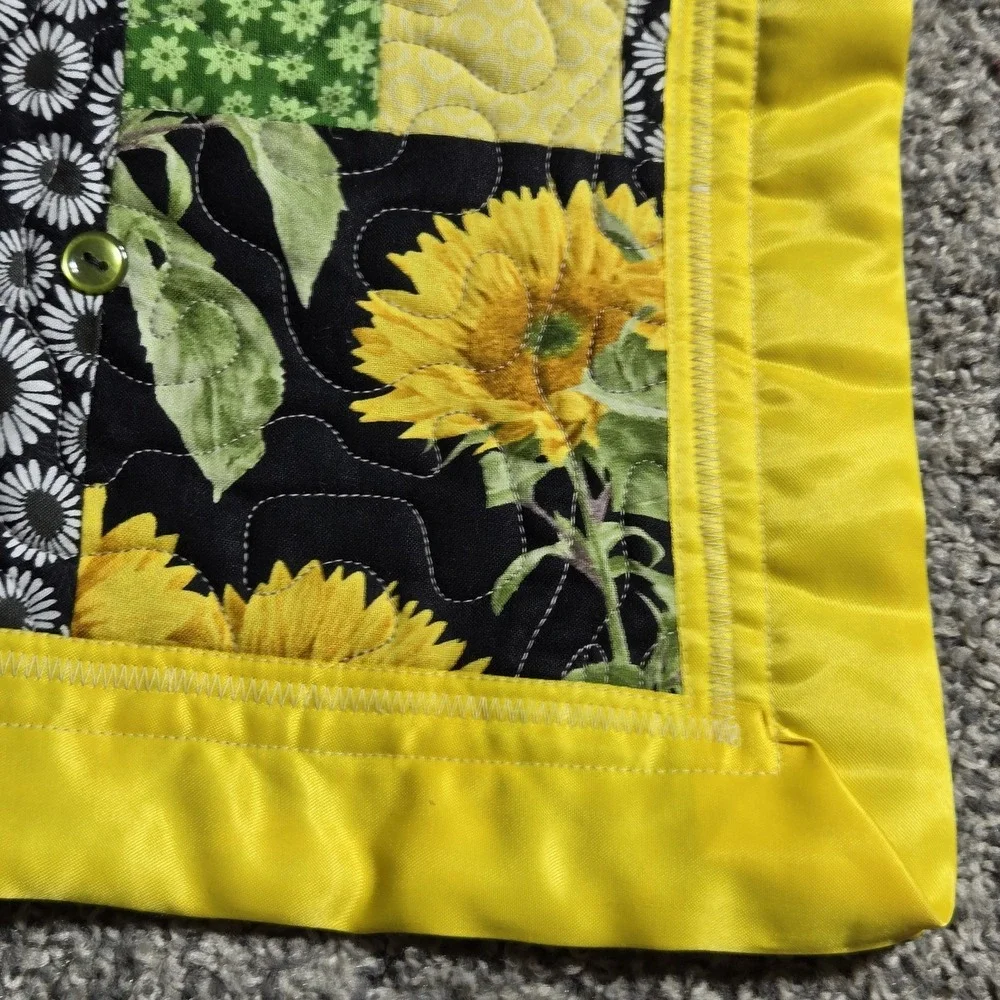 Handmade Cottagecore Quilt Blanket Sunflowers Tractor Child Baby Size‎ 40
